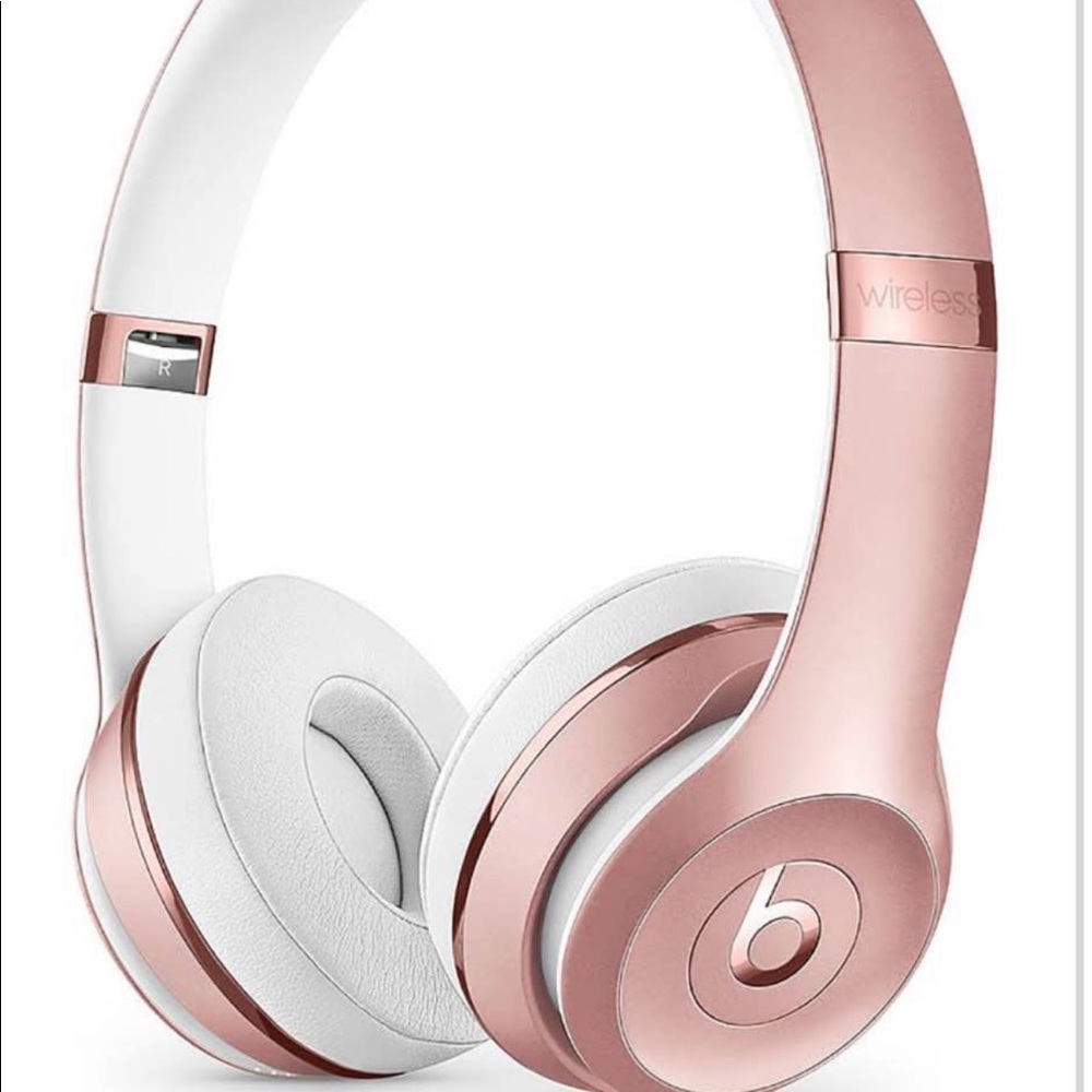 Beats wireless solo 3